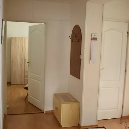 Liptovsky Peter Nyaraló Liptovský Hrádok